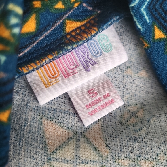 LuLaRoe Cassie Geometric & Striped Skirt / NWT / S - Picture 2 of 8